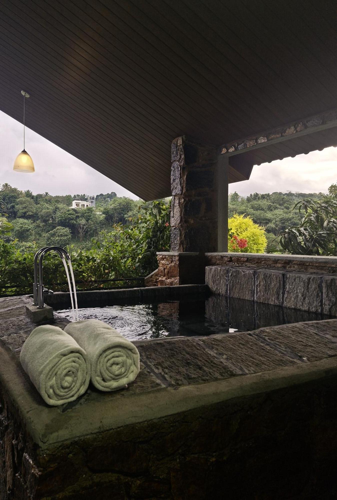 Kandy Victoria Eco Resort Экстерьер фото